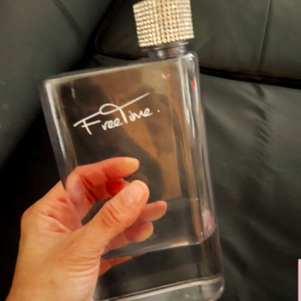 Chic bling water BPA-free flask